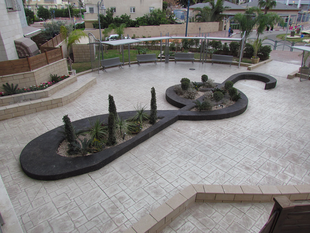 מבני ציבור ומרכזי עסקים